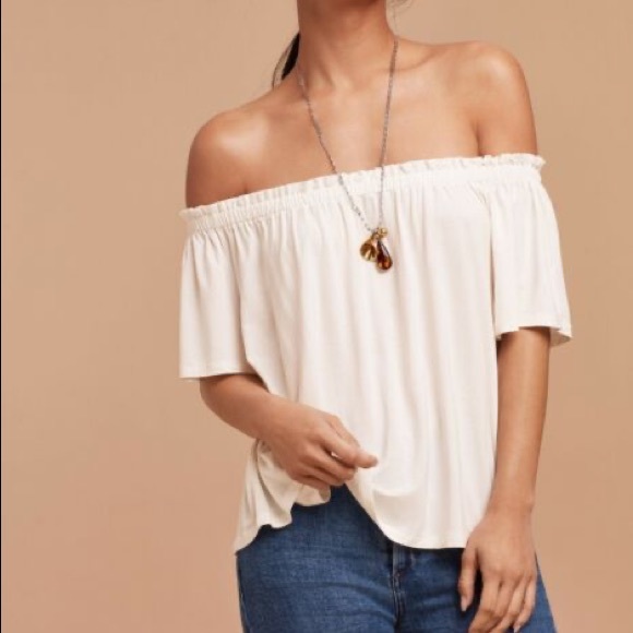 Wilfred off the shoulder top (PLUM) - Picture 2 of 3